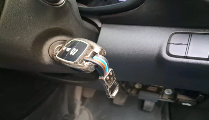 2020 Hyundai VENUE S 1.0 TURBO MT, Petrol, Manual, 57,411 km, interior