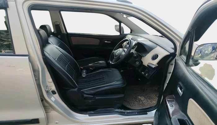 2018 Maruti Wagon R 1.0 LXI CNG, CNG, Manual, 1,08,559 km, interior