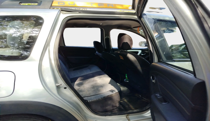 2016 Renault Duster 110 PS RXZ 4X4 MT ADVENTURE EDITION, Diesel, Manual, 93,184 km, interior