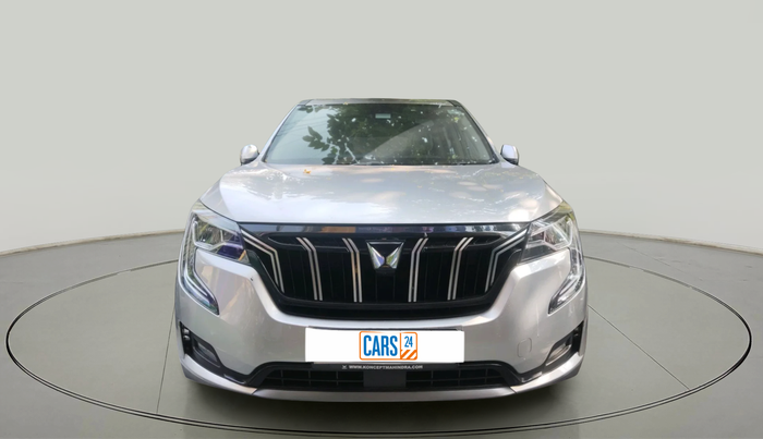 2022 Mahindra XUV700 AX 7 LUXURY D AT 7 STR, Diesel, Automatic, 33,788 km, exterior