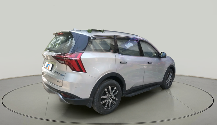 2022 Mahindra XUV700 AX 7 LUXURY D AT 7 STR, Diesel, Automatic, 33,788 km, exterior