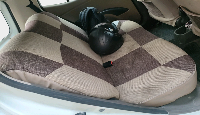 2011 Hyundai i10 MAGNA 1.2, Petrol, Manual, 74,984 km, interior