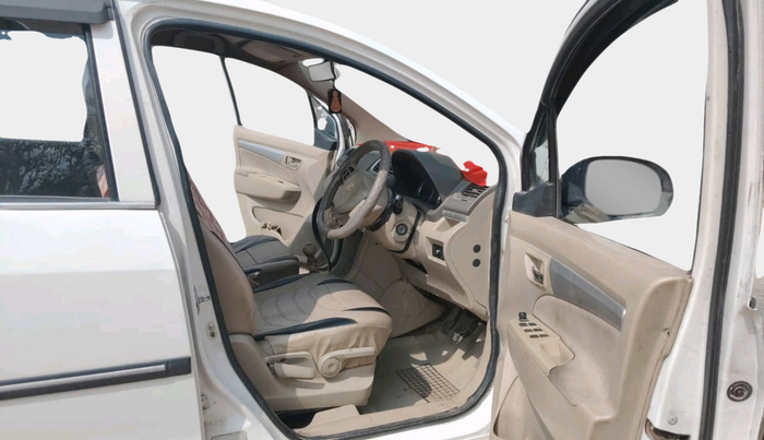 2012 Maruti Ertiga ZDI, Diesel, Manual, 1,31,603 km, interior