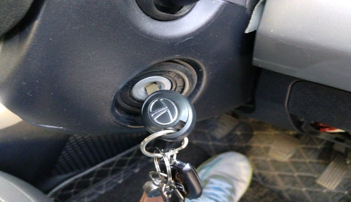 2022 Tata NEXON XE PETROL, Petrol, Manual, 23,644 km, interior