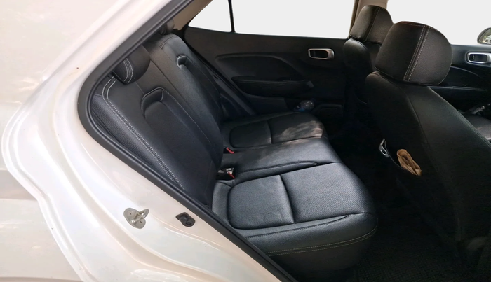 2019 Hyundai VENUE SX PLUS 1.0 TURBO DCT, Petrol, Automatic, 73,344 km, interior