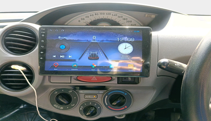 2011 Toyota Etios G, Petrol, Manual, 1,28,679 km, interior