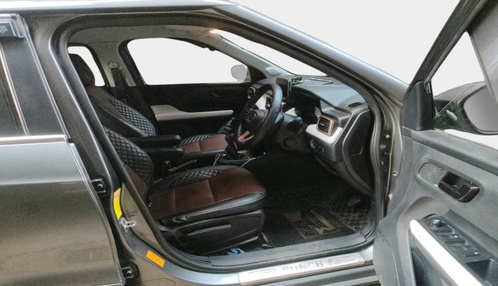 2024 Tata PUNCH ACCOMPLISHED MT CNG, Petrol, Manual, 36,595 km, interior