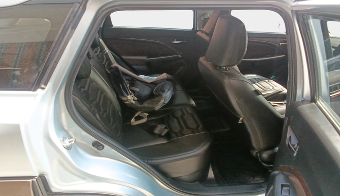2022 Maruti BREZZA ZXI SMART HYBRID , Petrol, Manual, 19,684 km, interior