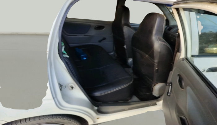 2011 Maruti Alto K10 VXI, CNG, Manual, 1,25,221 km, interior