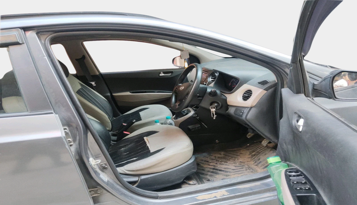 2015 Hyundai Grand i10 SPORTZ 1.2 KAPPA VTVT, Petrol, Manual, 1,06,955 km, interior