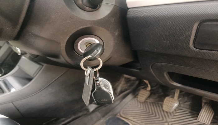 2023 Tata PUNCH PURE MT, Petrol, Manual, 28,002 km, interior