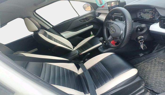 2023 Tata PUNCH PURE MT, Petrol, Manual, 28,002 km, interior