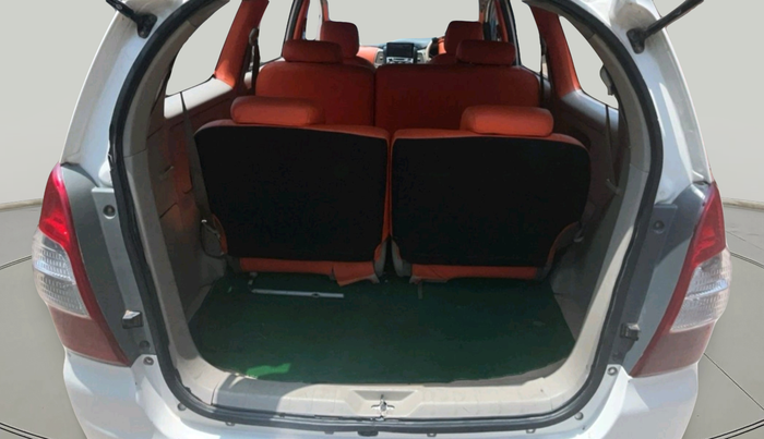 2012 Toyota Innova 2.5 G2 8STR, Diesel, Manual, 43,175 km, exterior