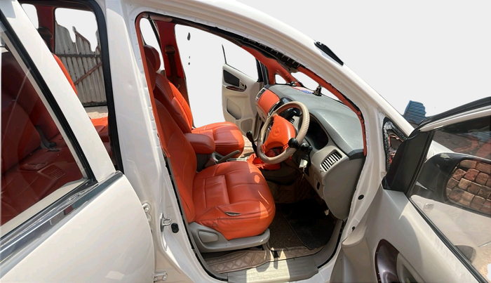 2012 Toyota Innova 2.5 G2 8STR, Diesel, Manual, 43,175 km, interior