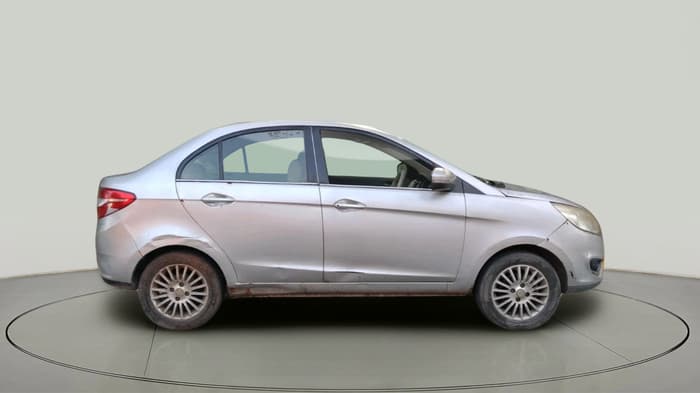 2015 Tata Bolt XT REVOTRON, CNG, Manual, 1,15,693 km, exterior