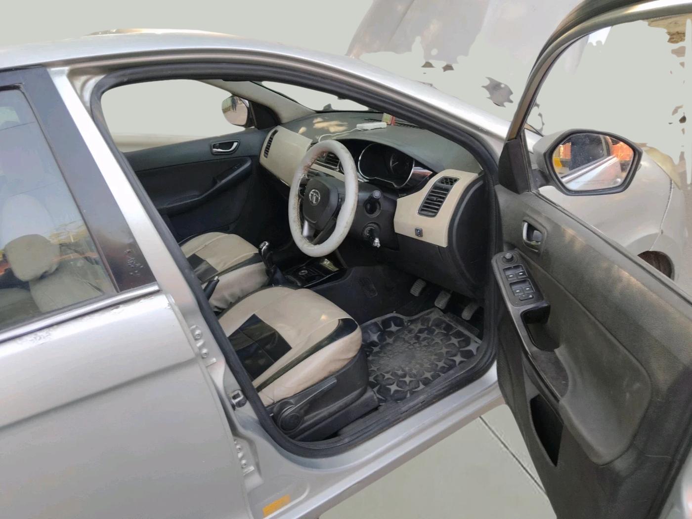 2015 Tata Bolt XT REVOTRON, CNG, Manual, 1,15,693 km, interior