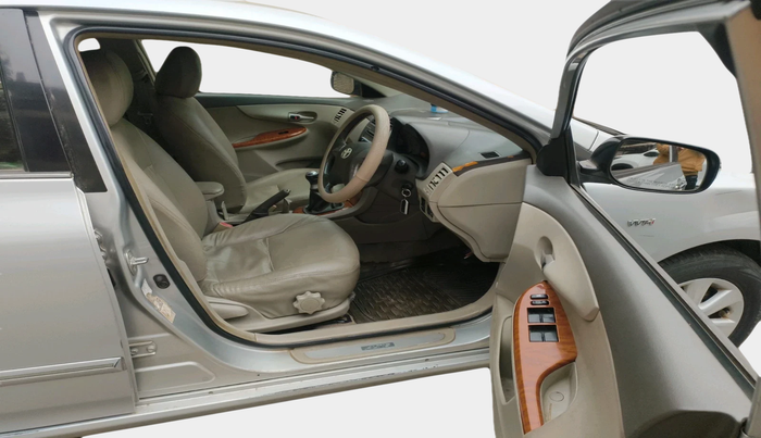 2011 Toyota Corolla Altis G PETROL, Petrol, Manual, 47,844 km, interior