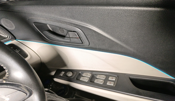 2019 Mahindra XUV300 W6 1.5 DIESEL, Diesel, Manual, 72,881 km, interior