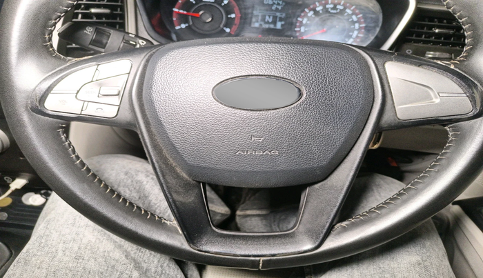 2019 Mahindra XUV300 W6 1.5 DIESEL, Diesel, Manual, 72,881 km, interior