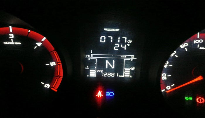 2019 Mahindra XUV300 W6 1.5 DIESEL, Diesel, Manual, 72,881 km, interior