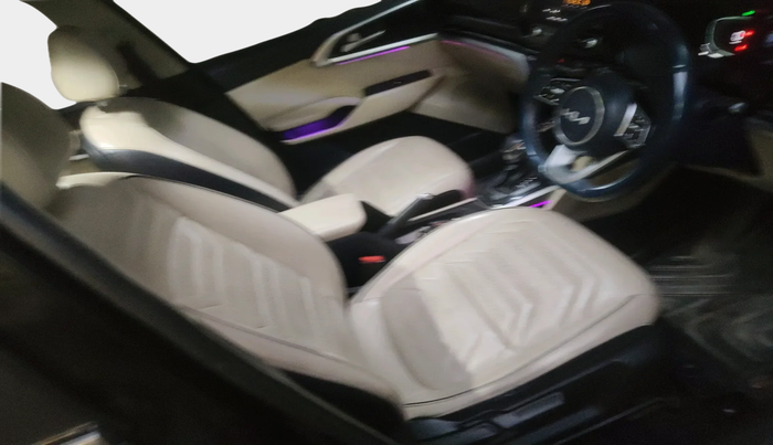 2022 KIA CARENS LUXURY PLUS 1.5 DIESEL AT 7 STR, Diesel, Automatic, 66,865 km, interior