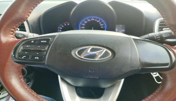 2019 Hyundai VENUE S 1.2, Petrol, Manual, 76,422 km, interior