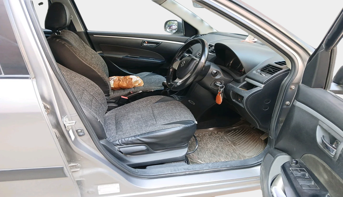 2011 Maruti Swift VXI, Petrol, Manual, 1,17,071 km, interior