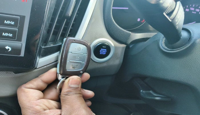 2017 Hyundai Creta SX PLUS 1.6 PETROL, Petrol, Manual, 58,503 km, interior