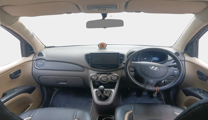 2016 Hyundai i10 MAGNA 1.1, CNG, Manual, 74,600 km, interior