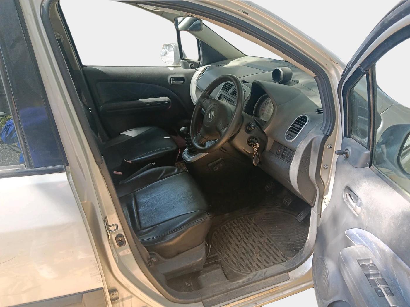 2011 Maruti Ritz VXI, Petrol, Manual, 50,851 km, interior
