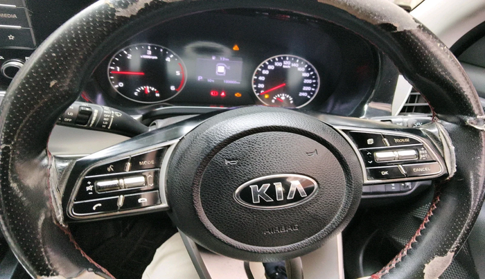 2020 KIA SELTOS HTK PLUS AT 1.5 DIESEL, Diesel, Automatic, 1,93,866 km, interior