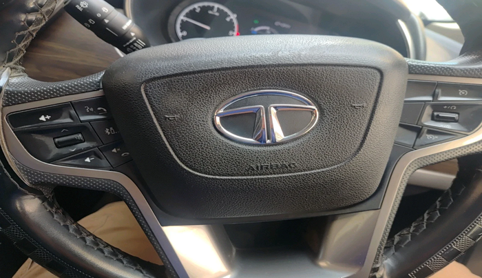 2021 Tata Harrier XT 2.0L KRYOTEC, Diesel, Manual, 60,002 km, interior
