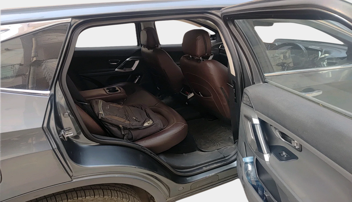 2021 Tata Harrier XT 2.0L KRYOTEC, Diesel, Manual, 60,002 km, interior