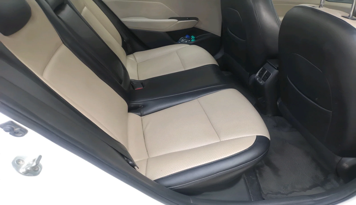 2017 Hyundai Verna 1.6 VTVT SX, Petrol, Manual, 91,774 km, interior