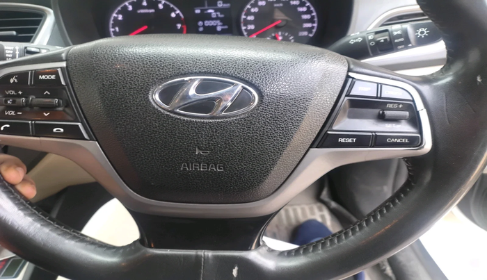 2017 Hyundai Verna 1.6 VTVT SX, Petrol, Manual, 91,774 km, interior