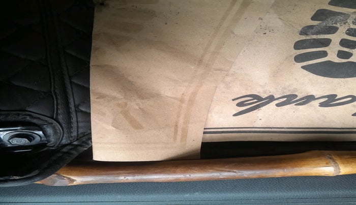 2023 KIA CARENS  PRESTIGE PLUS 1.5 TURBO PETROL DCT 7 STR, Petrol, Automatic, 30,264 km, interior