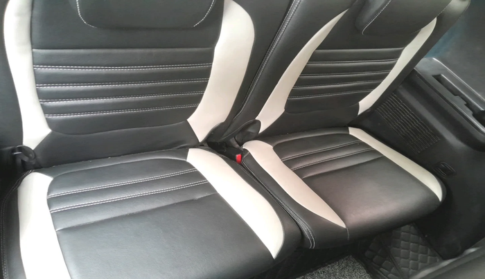 2023 KIA CARENS  PRESTIGE PLUS 1.5 TURBO PETROL DCT 7 STR, Petrol, Automatic, 30,264 km, interior