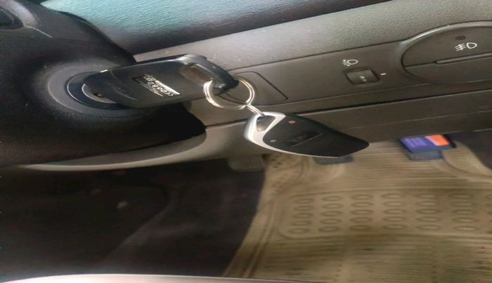 2015 Hyundai i10 MAGNA 1.1, Petrol, Manual, 75,126 km, interior