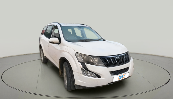 2016 Mahindra XUV500 W8, Diesel, Manual, 1,54,083 km, exterior