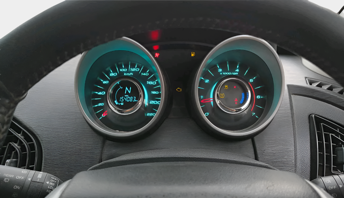 2016 Mahindra XUV500 W8, Diesel, Manual, 1,54,083 km, interior