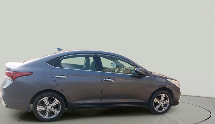 2017 Hyundai Verna 1.6 VTVT SX (O) AT, Petrol, Automatic, 77,573 km, exterior