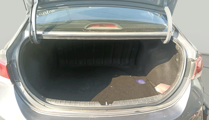 2017 Hyundai Verna 1.6 VTVT SX (O) AT, Petrol, Automatic, 77,573 km, exterior