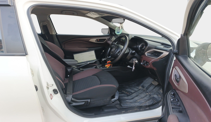 2024 Maruti FRONX DELTA PLUS 1.2L AGS, Petrol, Automatic, 12,911 km, interior