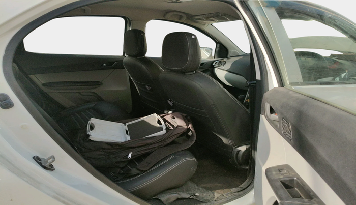 2022 Tata Tiago XT PETROL, Petrol, Manual, 5,009 km, interior
