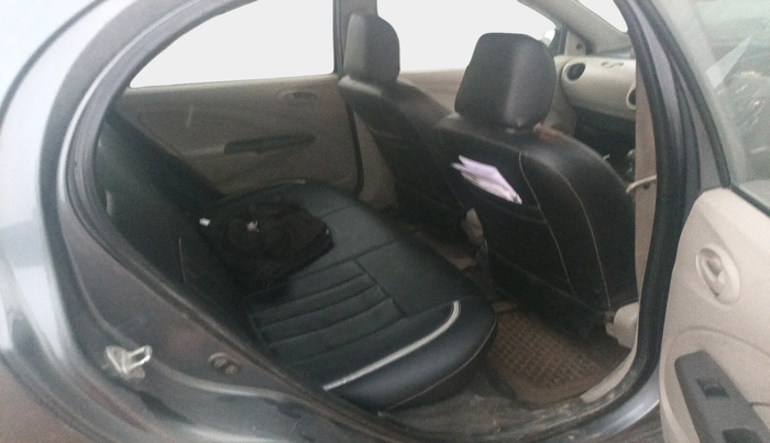 2015 Toyota Etios Liva GD, Diesel, Manual, 1,33,097 km, interior