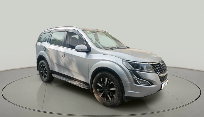 2018 Mahindra XUV500 W9 AT, Diesel, Automatic, 1,17,287 km, exterior
