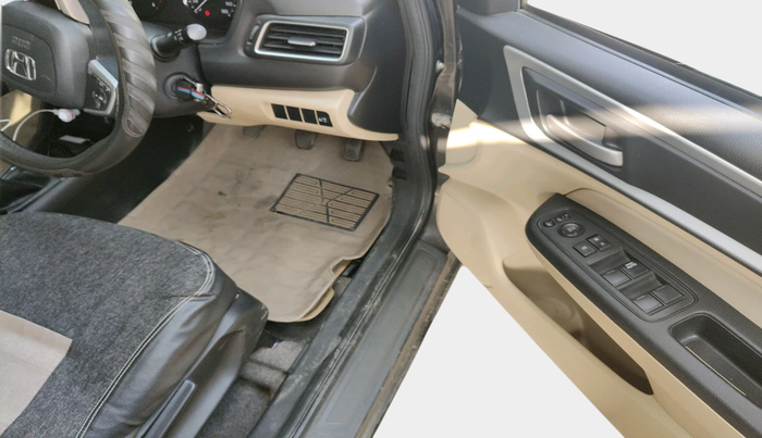 2022 Honda Amaze 1.5L I-DTEC S, Diesel, Manual, 45,925 km, interior