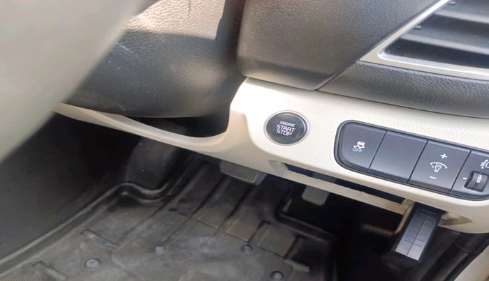 2022 KIA SELTOS HTX IVT 1.5 PETROL, Petrol, Automatic, 40,672 km, interior