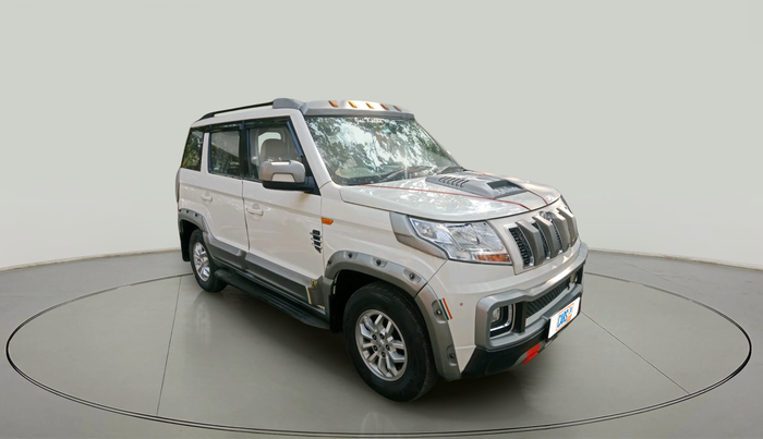 2017 Mahindra TUV300 T8, Diesel, Manual, 22,840 km, exterior