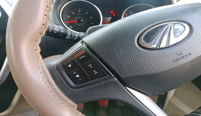 2017 Mahindra TUV300 T8, Diesel, Manual, 22,840 km, interior